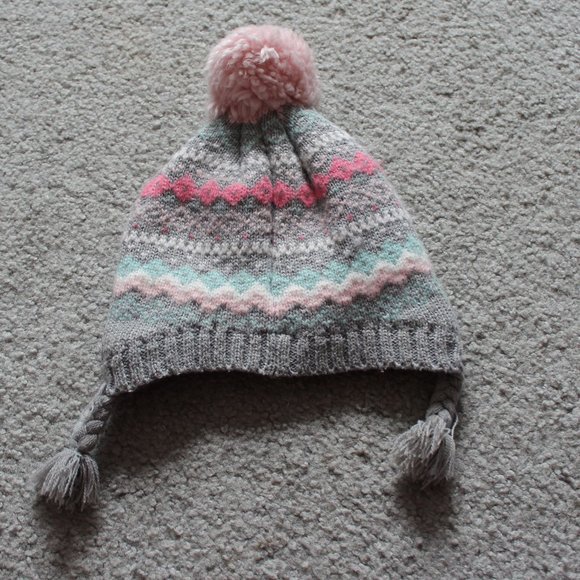 Carter's Girls Sz 12-24 M Winter Hat Gray Pom-pom - Picture 10 of 11